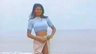 Smut پپیٹ سے گرم والیری سمر کے ساتھ فرم گدا فحش