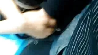 اپنی حد سے پرجوش بلی اسٹار کے ساتھ کندھوں پر ٹانگیں ویڈیو