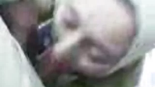 اسکور لینڈ سے پرجوش Kianna Dior کے ساتھ زبانی بینگ