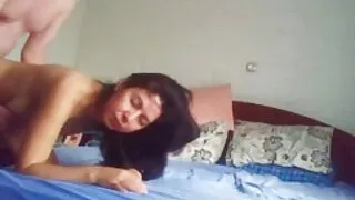 ریئلٹی کنگز کی خوبصورت للی لو کے ساتھ لمبے بالوں کی ویڈیو
