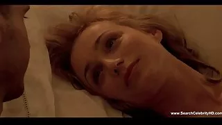 ٹگ پاس سے سیکسی ایڈی جونیپر کے ساتھ ہینڈ جاب ایکشن